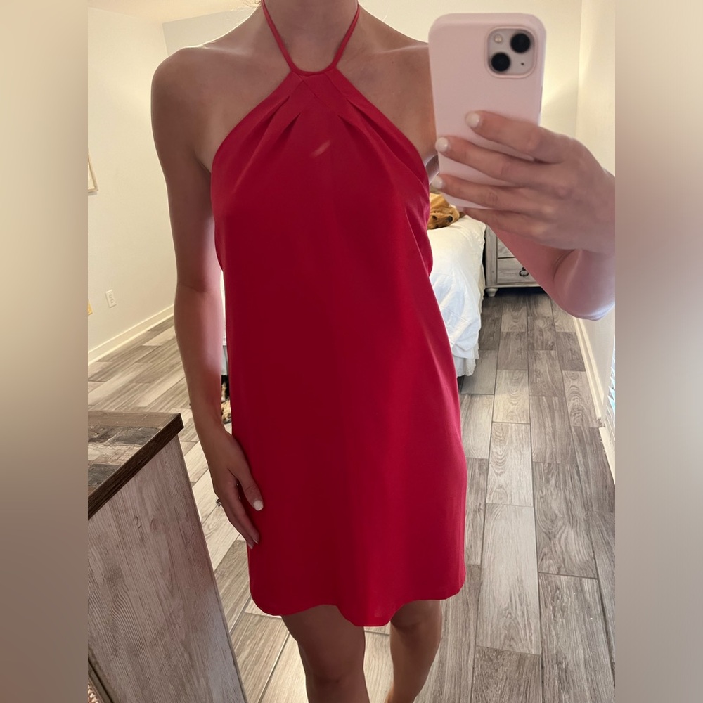 Women’s halter and backless dress (pink)